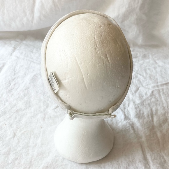 The North Face White Visor Hat - Picture 5 of 11